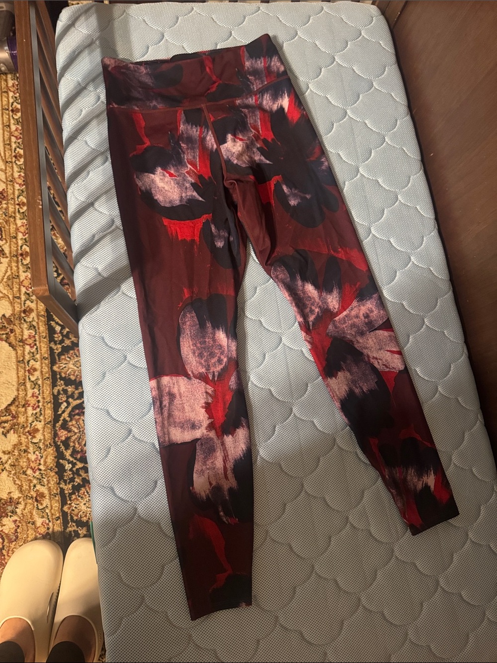 JoyLab Women's Maroon Red & Black Abstract Print Leggings